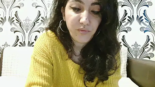 Chat XXX en directo de CharmingWitchy