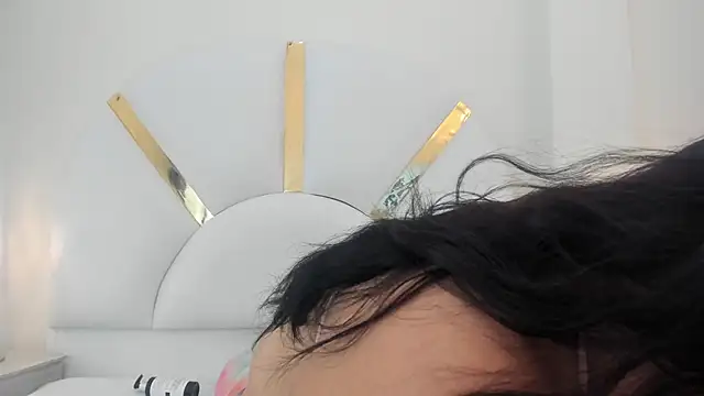 Chat XXX en directo de Nikki_Karter