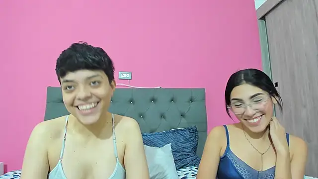 ariloe_quintero's Live XXX Chat