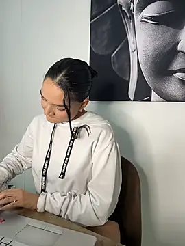 OsirisMetatronAura's Webcam Show