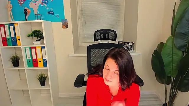 دردشة AnaMills الجنسية المباشرة