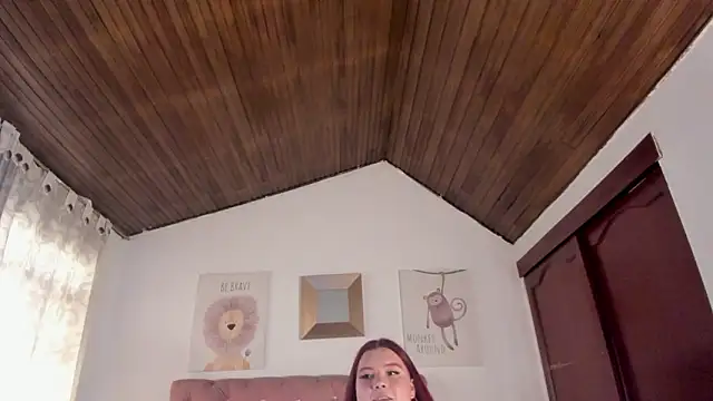 CelessteRedds 即時 XXX 聊天