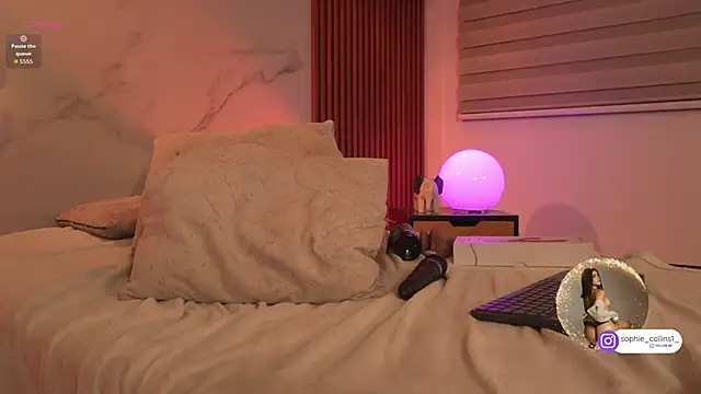 SophieCollins_1's Live XXX Chat