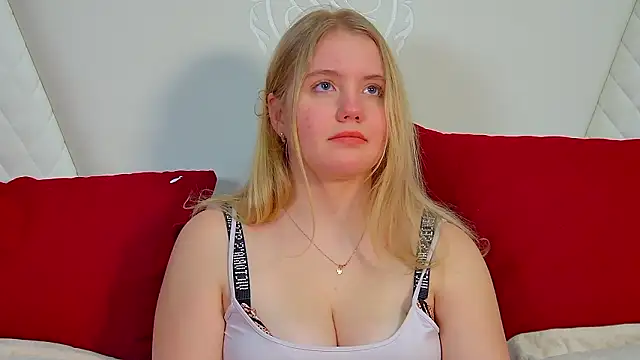 แชท XXX สดของ EmilyEvanse