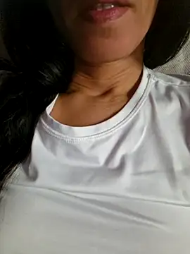 Luisa968のライブXXXチャット