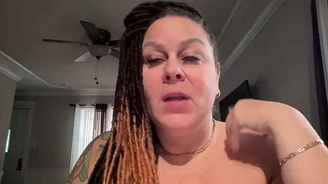 WorldsGreatestCockRater Live XXX Chat