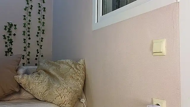 Онлайн чат XXX Olivia_Noir