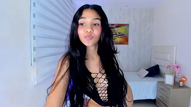 Elmy_: онлайн-секс-чат