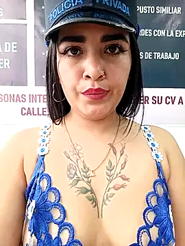 MAYE__13's Live XXX Chat