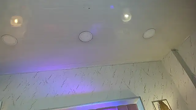 Tifanny_Rossel élő XXX-chatje