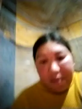 kussecka élő XXX-chatje