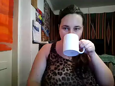 Chat XXX ao vivo de Cora_Maro