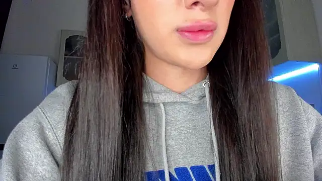 Kim_Oberlin_'s Live XXX Chat