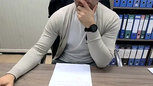 Evasionee Show in webcam