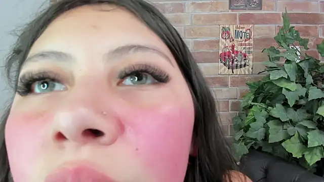 Živý XXX chat misss_luxury