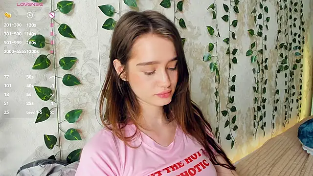 lovelyalivia – Naživo XXX chat