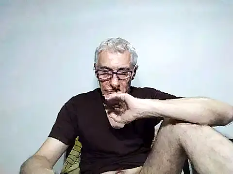 Živý XXX chat BIGUNCUTHARDCOCK