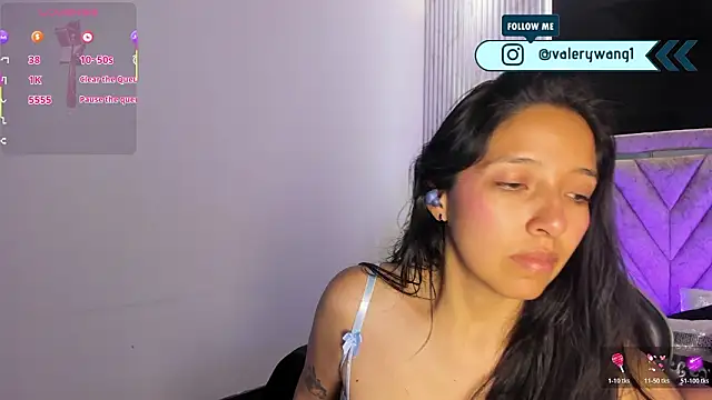 Valery_wang élő XXX-chatje