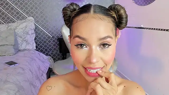 Aleja_bloomのライブXXXチャット