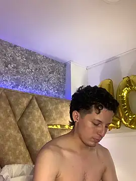 SsexCouplee 라이브 XXX 채팅