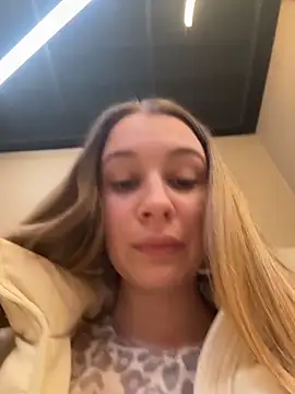 SashaCatt Live XXX-Chat