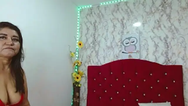 _Danna_Milf_ webkamerás műsora