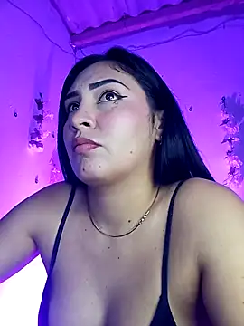 Emy_cutee élő XXX-chatje