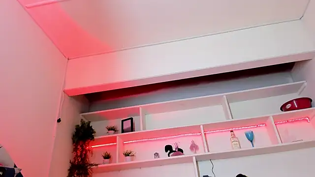 Samantha_Martiness: απευθείας συνομιλία ΧΧΧ