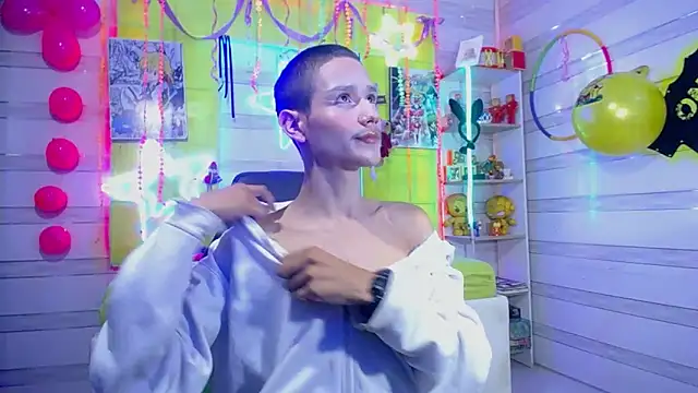 andy_staarのライブXXXチャット