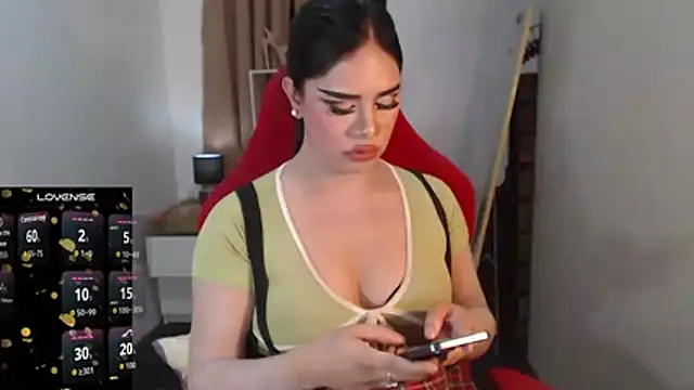 RebeccaTs Pertunjukan Webcam