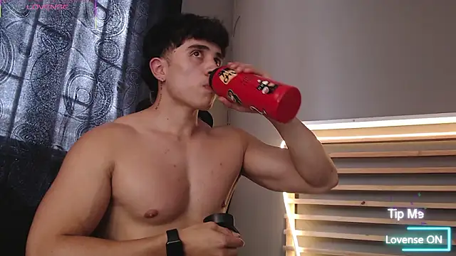 PaulEvensのライブXXXチャット