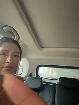 XXX chat uživo modela sexi_noemi