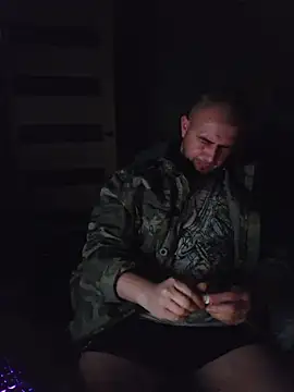 Foxyshaved Chat XXX in diretta