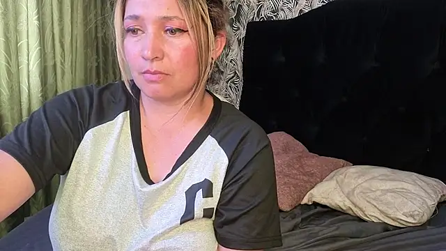 XXX chat uživo modela Sexy_Valeshca