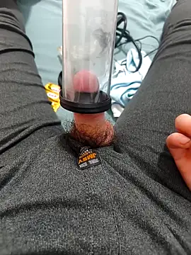 WY123151 Webcam show