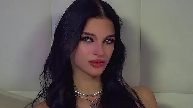 BeverlyMost Chat XXX in diretta