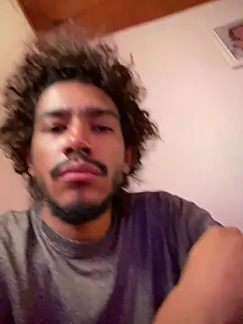 OfficialMineirinhoのライブXXXチャット