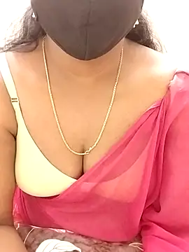 MrsNayoni77 Webcam Show