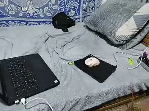 yazin19のライブXXXチャット