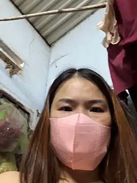 July-love 在線直播表演