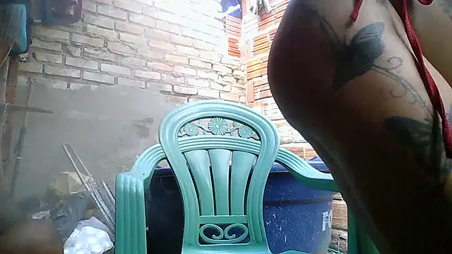 thasmyni's Live XXX Chat