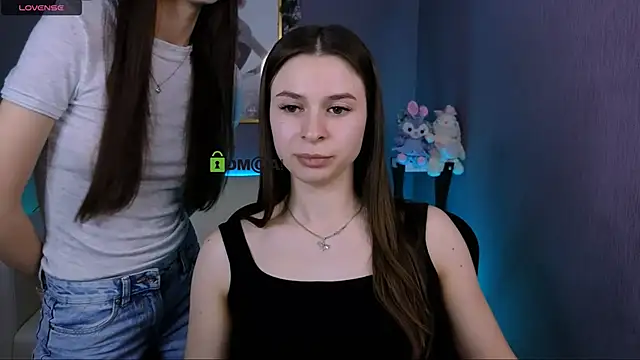 Chat XXX en directo de flora_ri