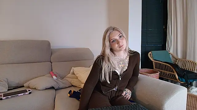 tattoobbgirl ওয়েবক্যাম শো