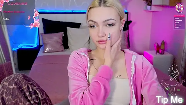 دردشة LinaLirian الجنسية المباشرة