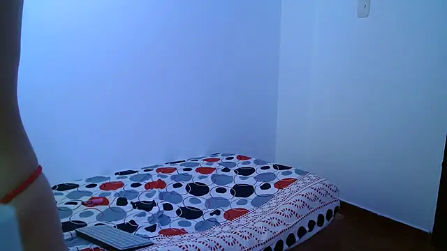 Luciasmith_74829 现场XXX聊天