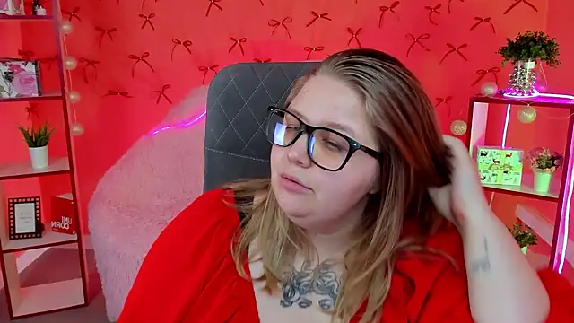 SladaDell's Live XXX Chat