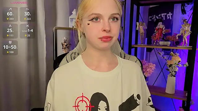ElvenQueen Show in webcam