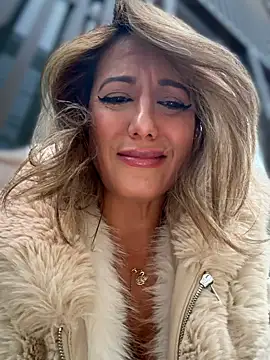 دردشة adya-aly الجنسية المباشرة