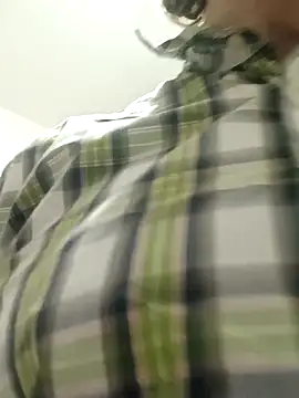 Saysomething3 webkamerás műsora