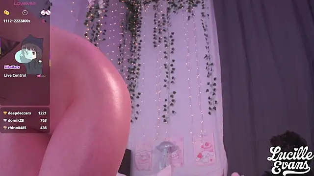 lucille_evans' Live XXX Chat